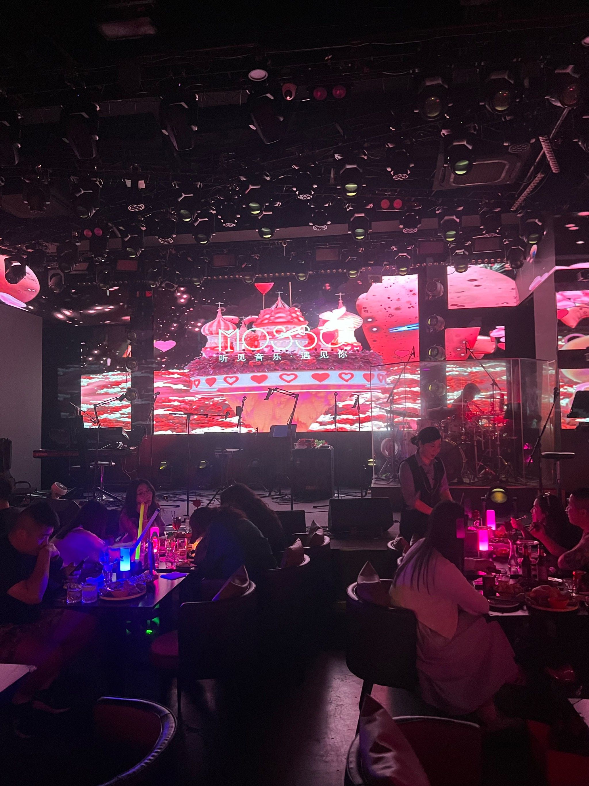 梧州商务ktv推荐低端场商务ktv选择指南-蒙山县ktv预定